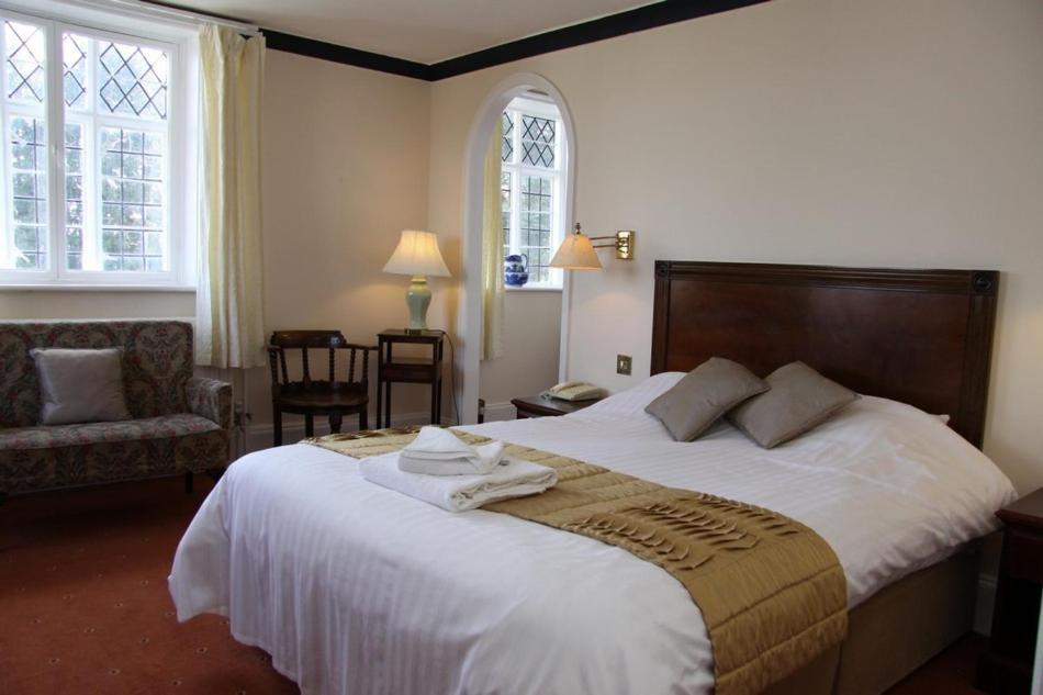 Radnorshire Arms Hotel Presteigne ภายนอก รูปภาพ
